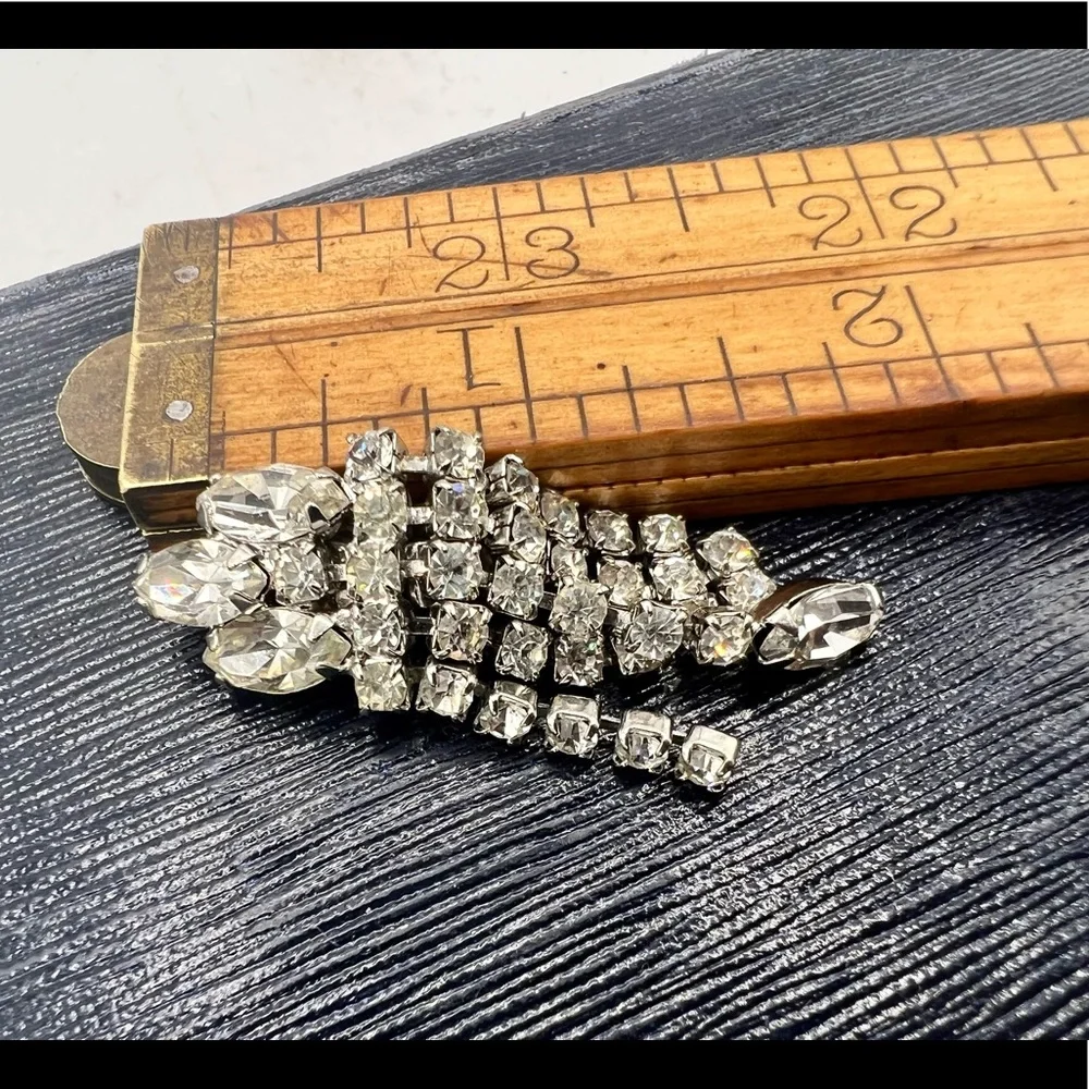 Vintage rhinestone fringe clip on earrings costume jewelry silver tone
